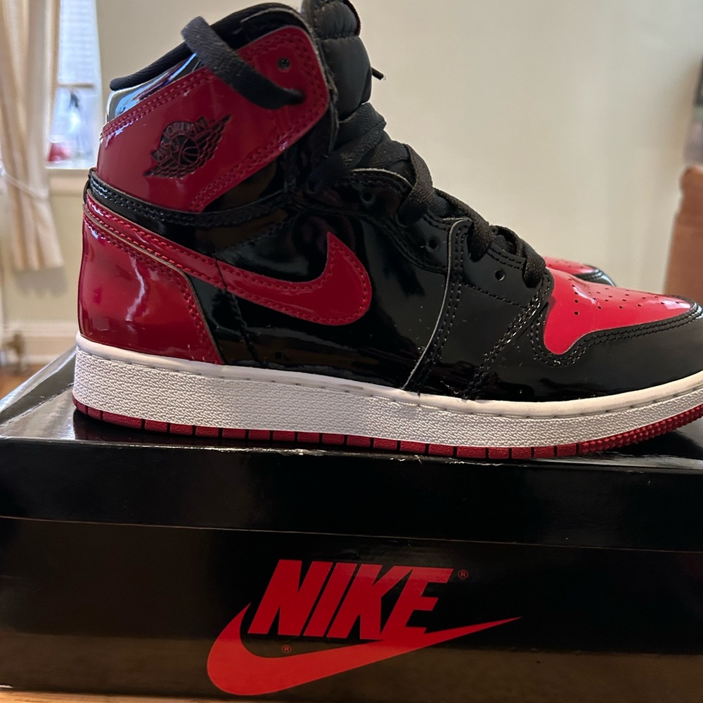 Nike Air Jordan High-Top Sneakers - Black and Red